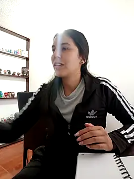 Snapshot of Bonny_Klote chatting on March 4, 9:11 pm Bonny Klote online show from March 4, 9:11 pm