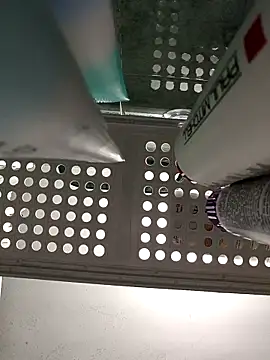 Bonny Klote online show from December 3, 6:40 pm