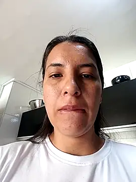 Snapshot of Bonny_Klote chatting on October 2, 1:36 pm Bonny Klote online show from October 2, 1:36 pm