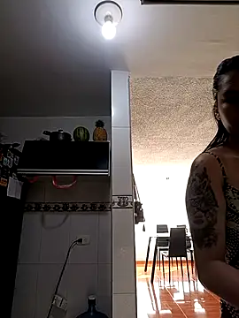 Bonny Klote online show from November 4, 1:37 pm