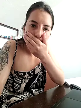 Bonny Klote online show from November 5, 3:59 pm