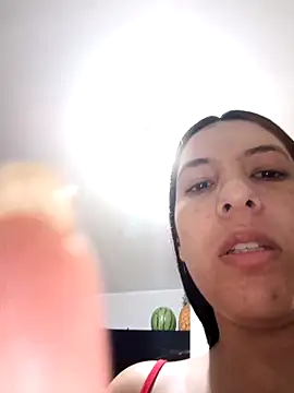 Bonny Klote online show from February 3, 1:16 pm