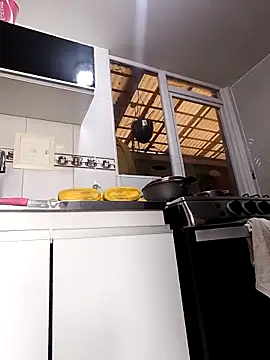 Bonny Klote online show from March 6, 1:50 pm