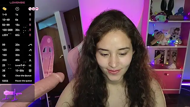 redbarbiedollx online show from October 20, 9:15 pm