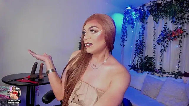 karol elegance  online show from April 15, 1:37 pm