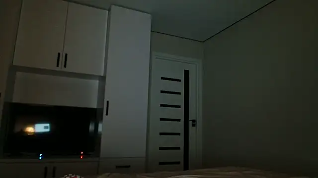  CattrinaVegas  online show from November 22, 7:46 pm