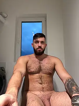 LoveIsBlind  online show from December 4, 5:32 am