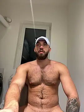 LoveIsBlind  online show from December 5, 4:48 am