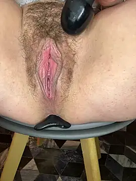 NaomiSquirts online show from January 12, 12:39 am