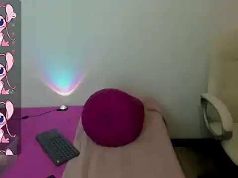 Snapshot of Tesa_cute chatting on March 17, 9:57 pm Tesa cute online show from March 17, 9:57 pm