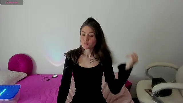 Snapshot of Tesa_cute chatting on December 14, 8:40 pm Tesa cute online show from December 14, 8:40 pm