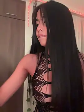 lina pink online show from June 13, 2:09 am