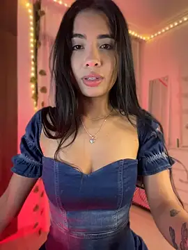 lina pink online show from April 17, 1:08 am