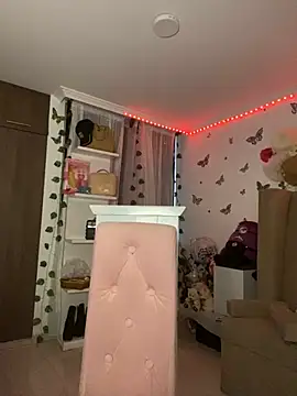 Snapshot of lina_pink chatting on January 23, 10:54 pm lina pink online show from January 23, 10:54 pm