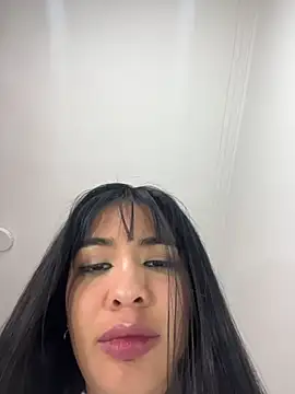 lina pink online show from November 11, 3:23 am