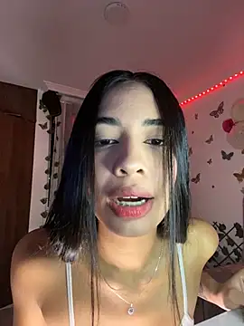 Snapshot of lina_pink chatting on February 24, 9:09 pm lina pink online show from February 24, 9:09 pm