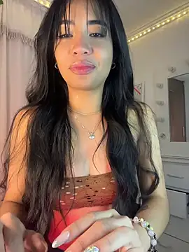 lina pink online show from April 7, 4:58 am