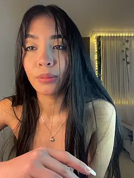 lina pink online show from February 27, 1:50 am