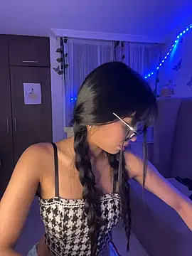 Snapshot of lina_pink chatting on October 9, 3:18 am lina pink online show from October 9, 3:18 am