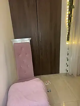 lina pink online show from February 11, 3:28 am