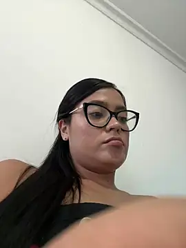 Karla-sexy01 online show from May 4, 10:45 pm