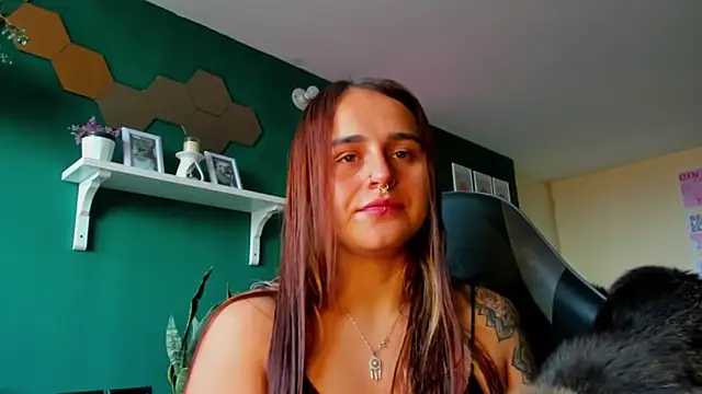 evy orange1 online show from May 8, 4:22 pm
