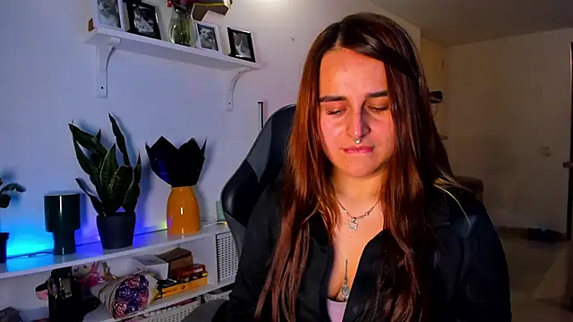 evy orange1 online show from April 8, 12:12 am