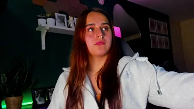 evy orange1 online show from April 29, 12:26 am