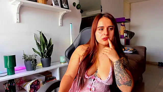 evy orange1 online show from March 22, 3:13 pm