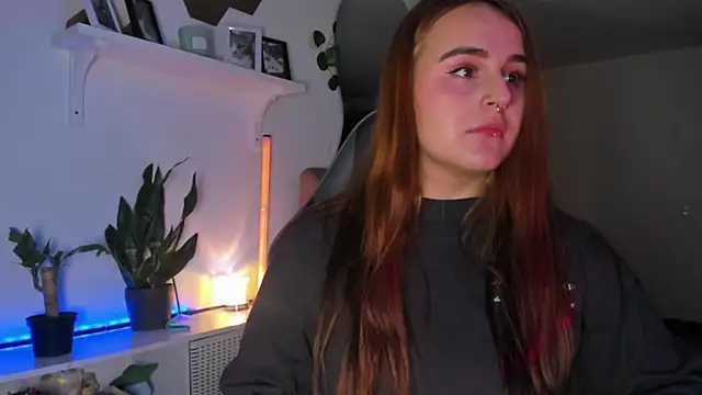 evy orange1 online show from February 19, 3:36 am