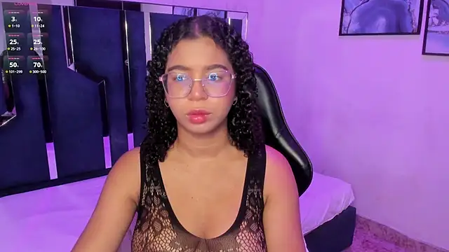 MilaHall  online show from February 25, 4:34 am