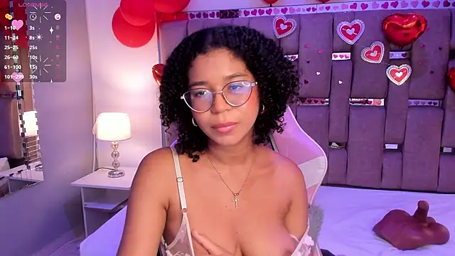 Snapshot of MilaHall_ chatting on February 24, 6:38 am MilaHall online show from February 24, 6:38 am