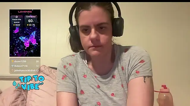 Jess4you0818 online show from December 4, 1:08 am