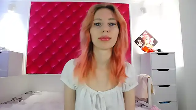 Snapshot of BarbieGoddess chatting on January 25, 12:47 pm BarbieGoddess online show from January 25, 12:47 pm