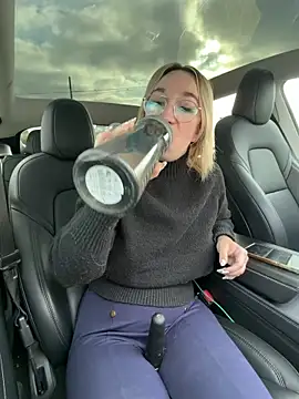 Giuliana baby online show from April 4, 7:15 am