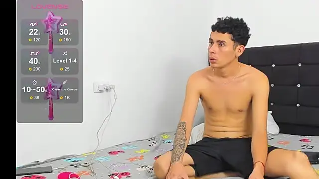 Alexander and Xiao online show from December 4, 10:31 pm