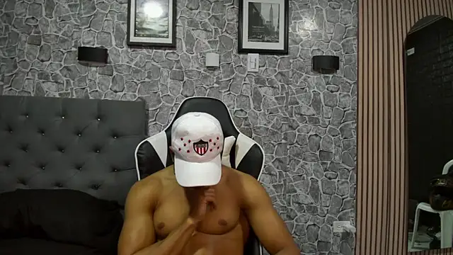 chriss jones1 online show from September 11, 3:39 am