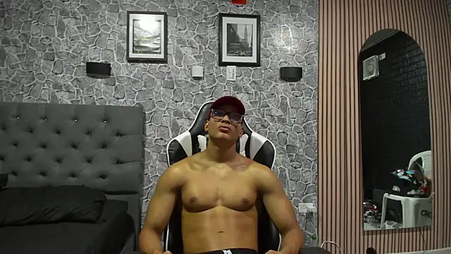 chriss jones1 online show from September 21, 10:15 pm