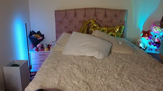 miaa saenz1 online show from November 5, 3:53 am