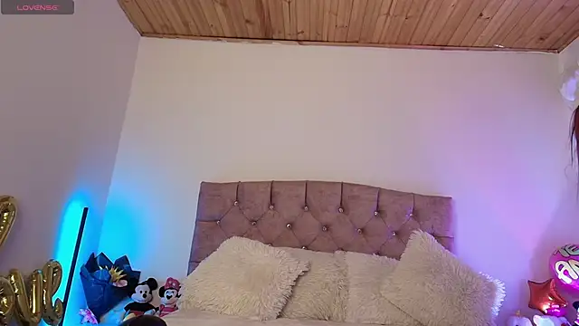 Snapshot of miaa_saenz1 chatting on October 18, 3:52 am miaa saenz1 online show from October 18, 3:52 am