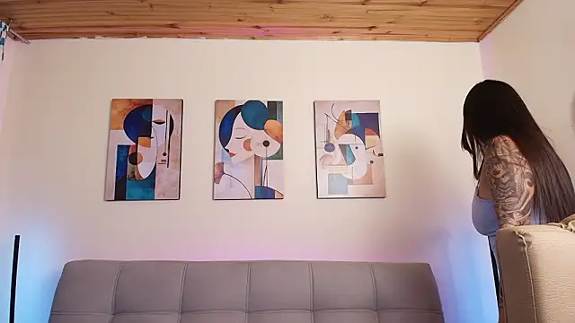 miaa saenz1 online show from February 25, 4:23 am