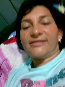 Snapshot of zoren_soto chatting on October 1, 2:06 am zoren soto online show from October 1, 2:06 am