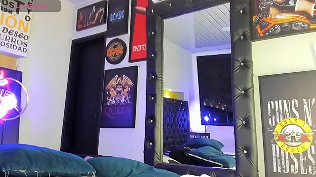 MADISSONLOVE  online show from May 14, 3:36 am