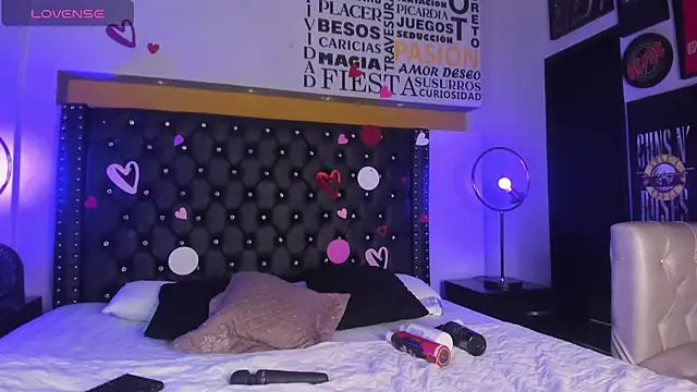 MADISSONLOVE  online show from March 13, 2:27 am