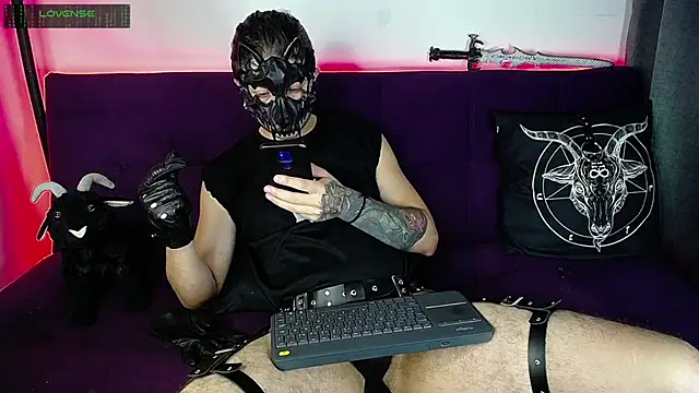 blckwolf 6 online show from March 22, 7:20 pm