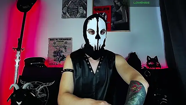 blckwolf 6 online show from September 25, 5:19 pm