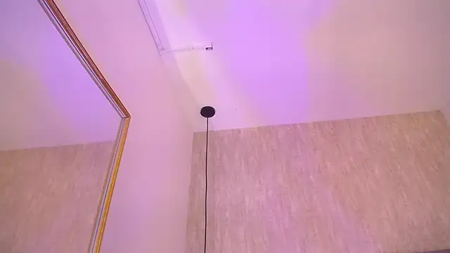 Roxie-Summers11 online show from April 2, 2:57 pm