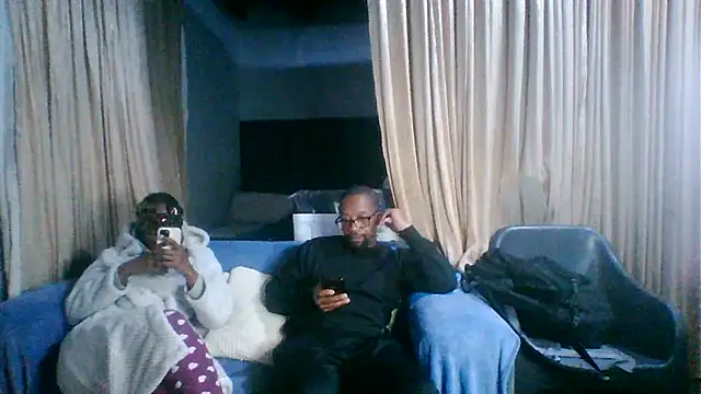 Snapshot of Sgeme325is chatting on June 22, 8:28 pm Sgeme325is online show from June 22, 8:28 pm