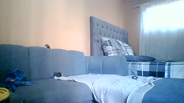 Snapshot of Sgeme325is chatting on June 13, 2:26 pm Sgeme325is online show from June 13, 2:26 pm