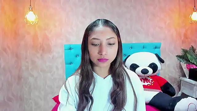 MadelineDoll online show from March 25, 1:54 pm